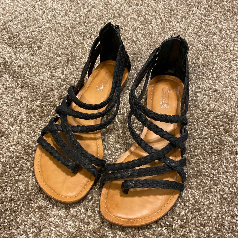 Carlos Santana strappy sandals size 6.5